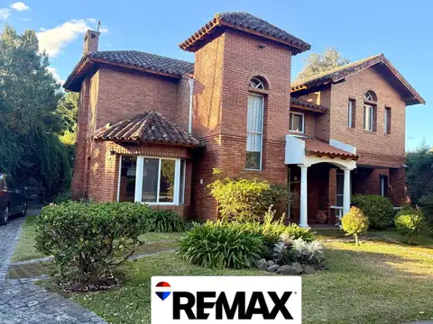 VENTA CASA 5 AMBIENTES BARRIO LA DESEADA EZEIZA
