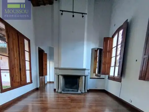 Casa en Alquiler de 3 dormitorios
