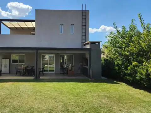 Venta Casa En Los Arces