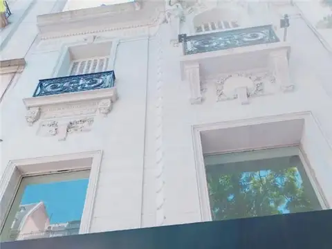 Local en Alquiler 90 años