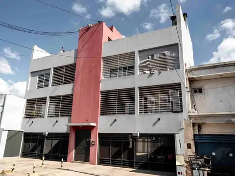 Departamento Dúplex en Venta en Bernal Oeste
