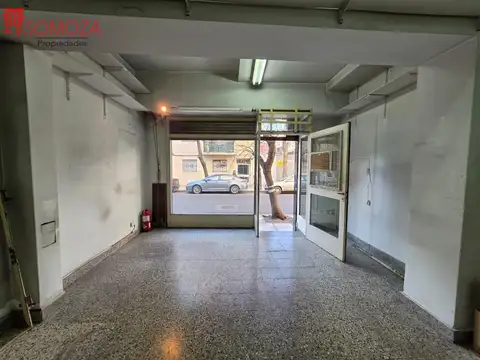 Local en Venta 40 años