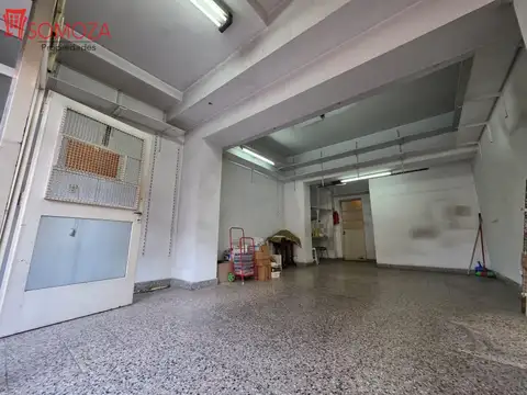 Local en Venta 40 años
