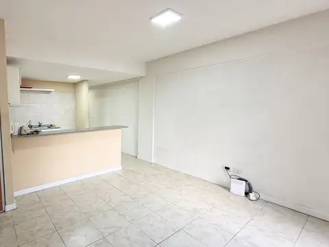 MONOAMBIENTE EN ALQUILER – SAAVEDRA