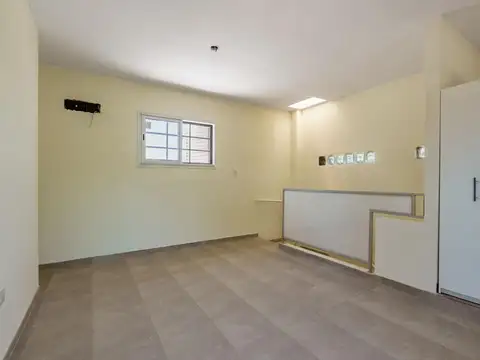 Depto Tipo Casa 2 ambientes con 1 baño