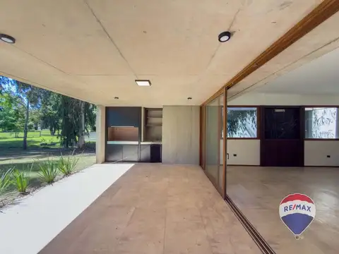 Casa en Venta en Miralagos, USD 390.000