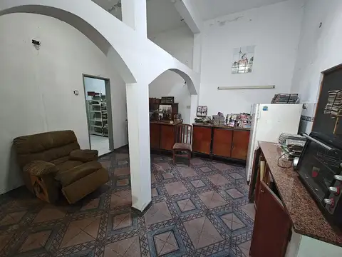 Excelente casa en venta en Gregorio de Laferrere