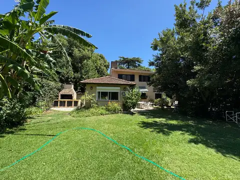 Casa 7 ambientes con 4 baños