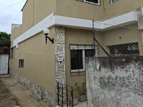 ALSINA 800, Piso PB