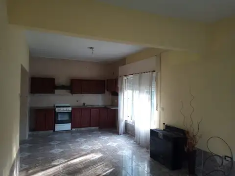 CASA EN VENTA - TOLOSA