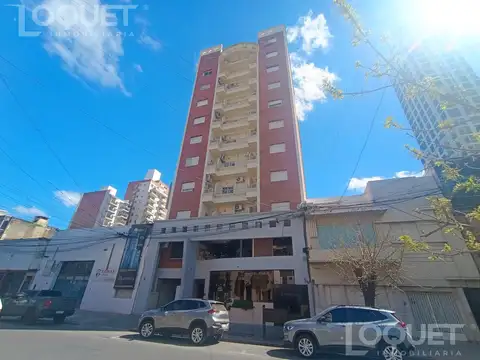 Departamento en alquiler a metros de Bvar. Pellegrini
