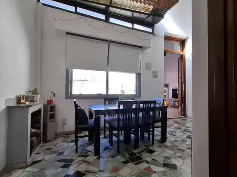 Depto Tipo Casa 5 ambientes con 1 baño