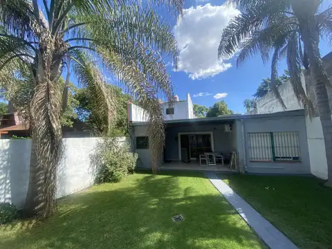 Casa en Venta en Manuel B Gonnet, USD 170.000