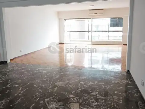 Departamento en Alquiler de 4 dormitorios