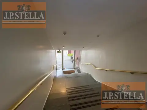 Departamento 6 ambientes con 4 baños