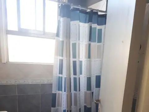 Depto Tipo Casa en Venta 40 años