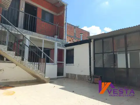 Depto Tipo Casa en Venta de 5 dormitorios