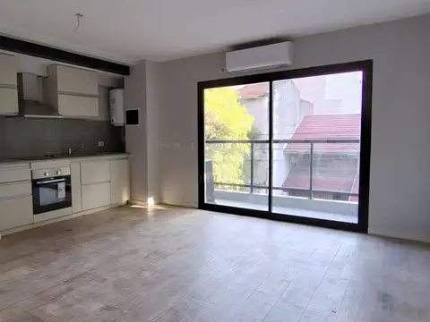 Departamento tipo PH 3 amb c/ terraza propia frente -Estrenar - Carlos Lopez al 2200