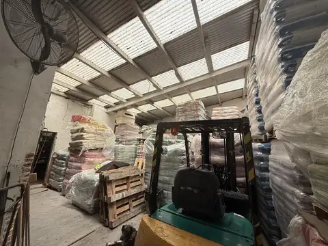 Local en Venta en Munro, USD 148.000