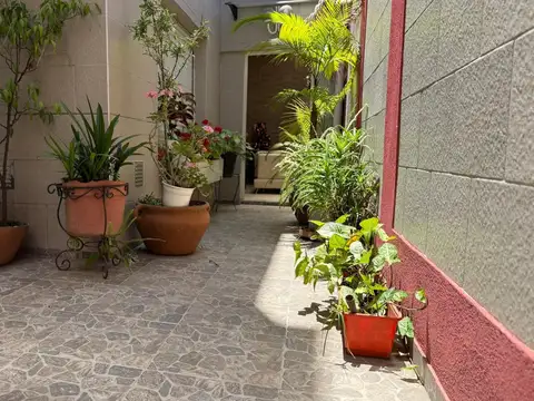 Ventura Bosch 6300, Piso PB