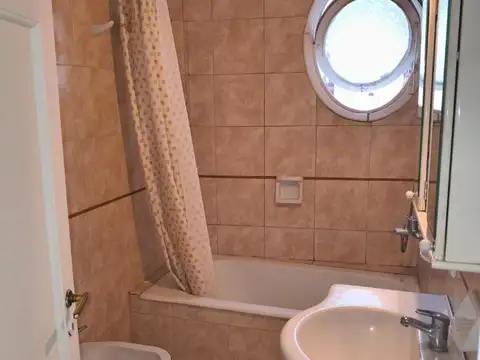 Departamento en Alquiler en Caballito, $ 650.000