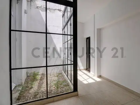 Guardia Vieja 3600, Piso 0