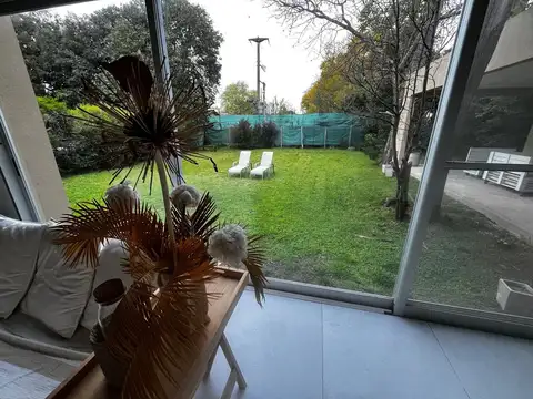 VENTA CASA 3 DORMITORIOS EN EL BARRIO PRIVADO EL AROMO DE ESCOBAR