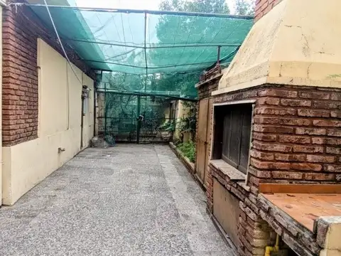 Intendente Ramos Mejía 600