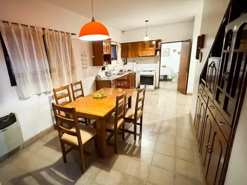 SE VENDE CASA DE 2 DORM EN CENTRO DE JESUS MARIA