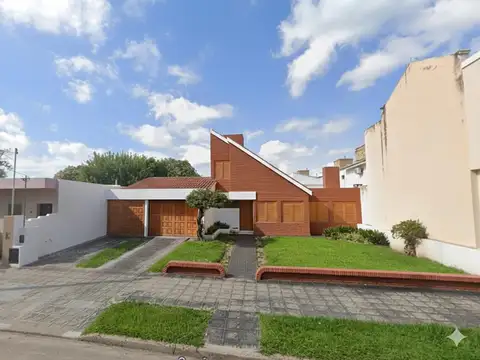 SE VENDE CASA DE 2 DORM EN CENTRO DE JESUS MARIA