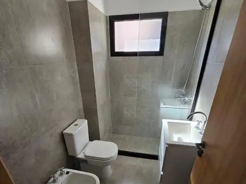 Departamento en Alquiler en Abasto, $ 550.000