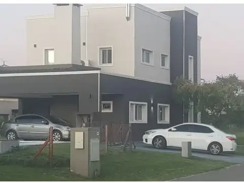 Casa en Venta en San Vicente, USD 249.000