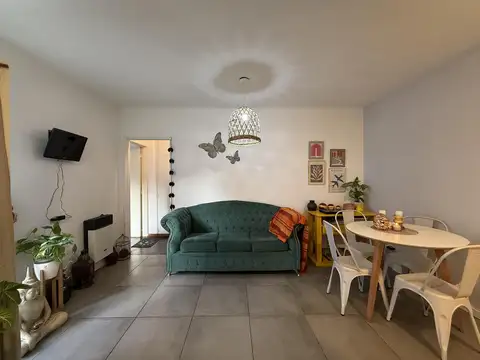 Departamento en venta ideal inversion un dormitorio de escalera