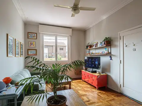Depto Tipo Casa 3 ambientes con 2 baños
