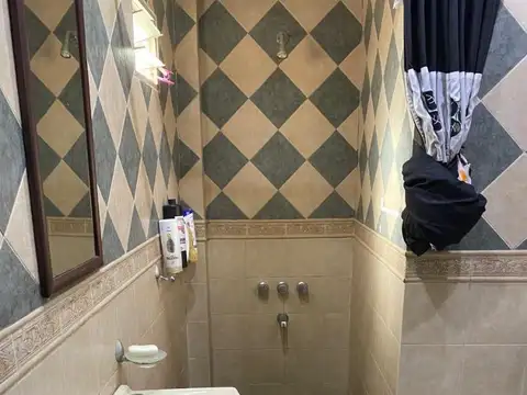 PH 3 AMB C/BALCON EN BANFIELD