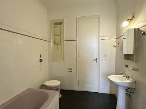 Departamento en Alquiler 80 años