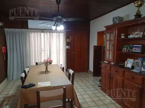 Casa en Venta en Banfield, USD 170.000