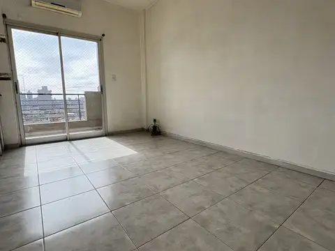 Departamento en Alquiler en Lanus Este, $ 500.000