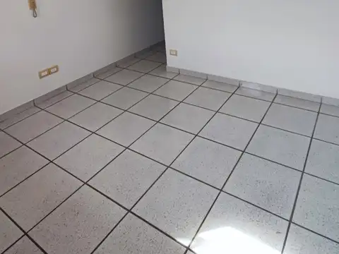 Depto Tipo Casa en Alquiler en Munro, $ 590.000