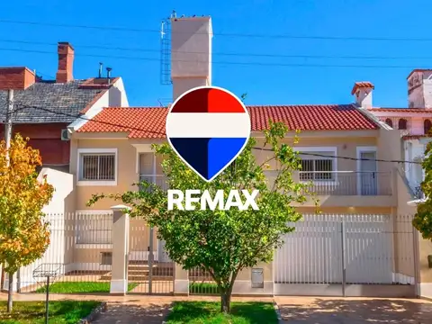 CASA VENTA TRES CERRITOS CON PILETA ZONA SPORTING