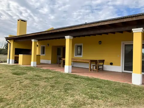 Casa en Venta en Estancia Benquerencia Farm Club, USD 280.000