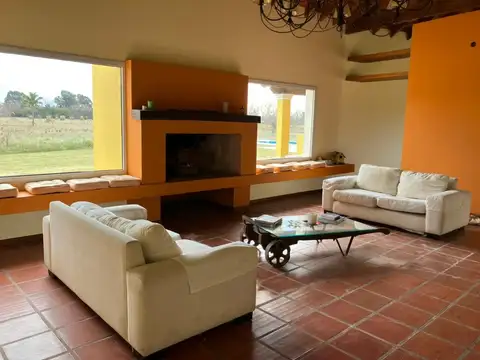 Casa en Venta en Estancia Benquerencia Farm Club, USD 280.000