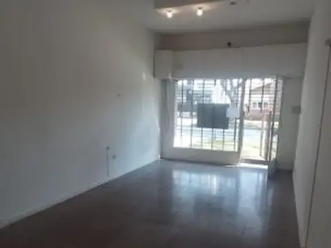 Local en Alquiler en Funes, $ 660.000