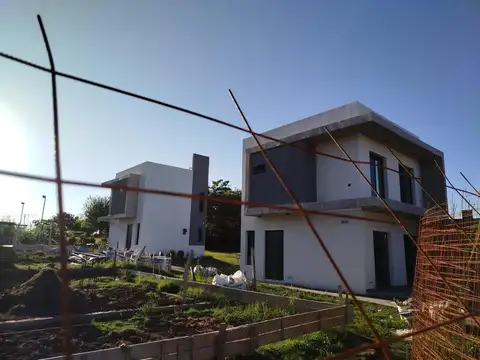 Casa en Venta en Parana, USD 85.000
