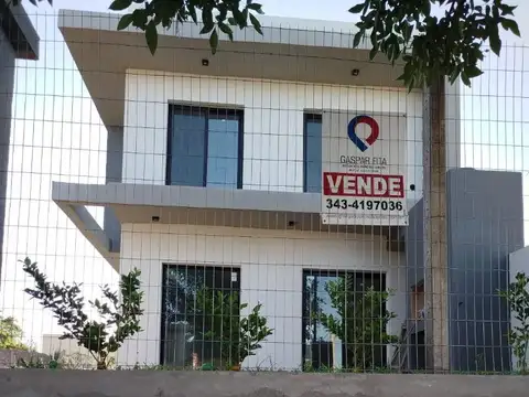 DUPLEX EN VENTA ~ COMPLEJO CERRADO - B° EL TRIANGULAR