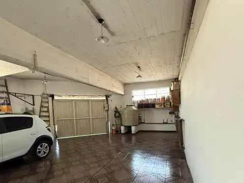 Casa 4 ambientes con 4 baños