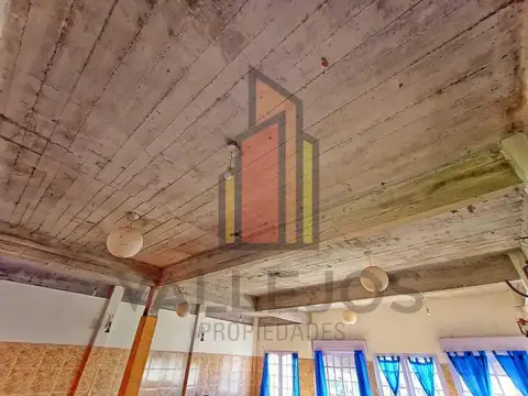 Local en Venta Via Pública