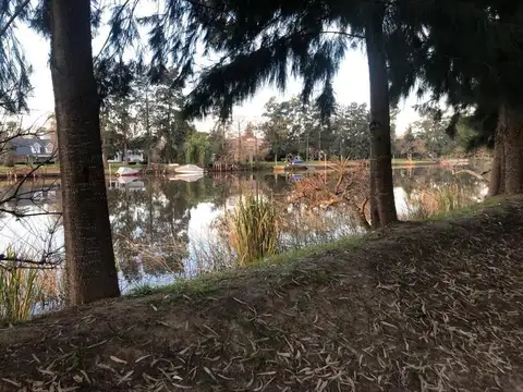 Terreno de 770m2 en Náutico Escobar Country Club ACEPTA FINANCIACIÓN