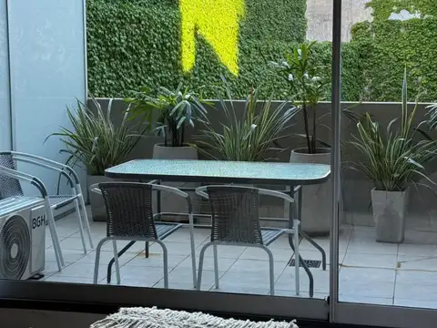 Hollywood Terrace – Monoambiente luminoso con balcón terraza en Palermo.