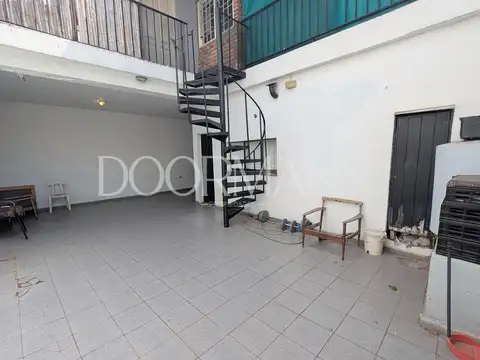 Casa en venta 4 dormitorios San Andres zona Golf PERMUTA